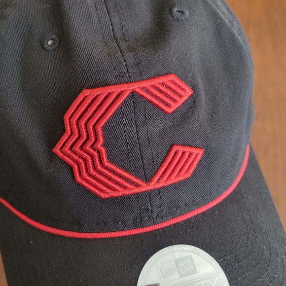 New Era Black Red Cincinnati Reds Womens 9TWENTY Hat Cap one size fits most New - Picture 5 of 10